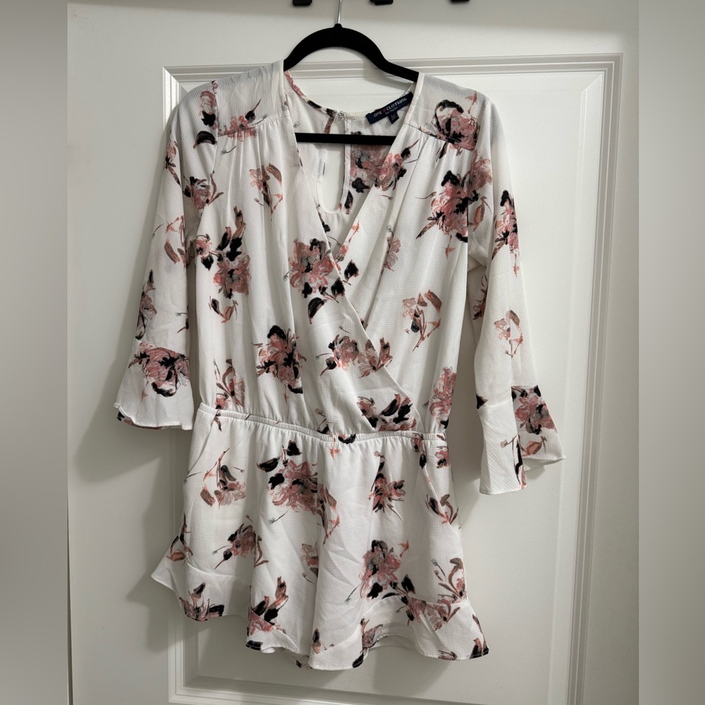 One Clothing Los Angeles Floral Print Romper